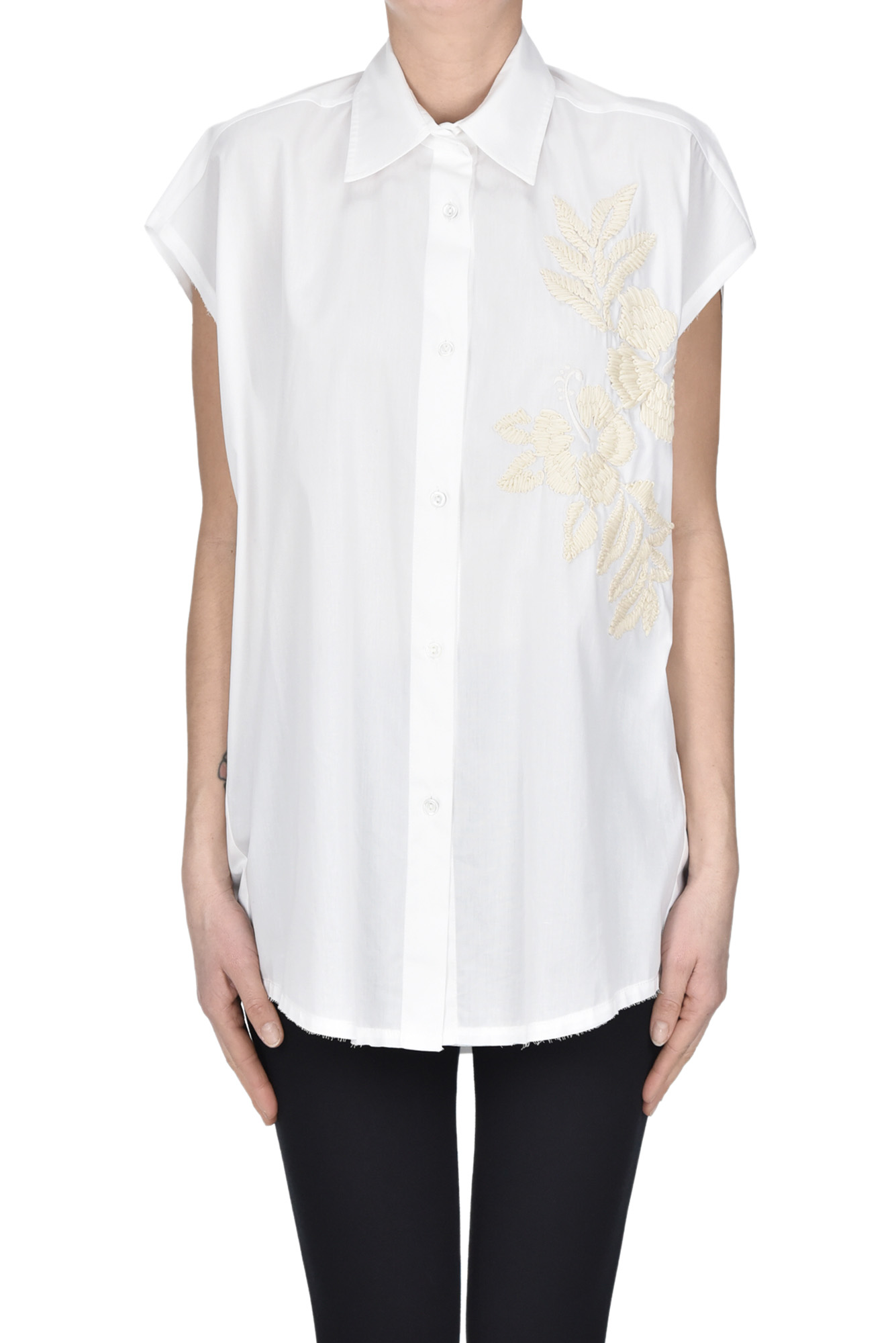 Oversized sleeveless shirt