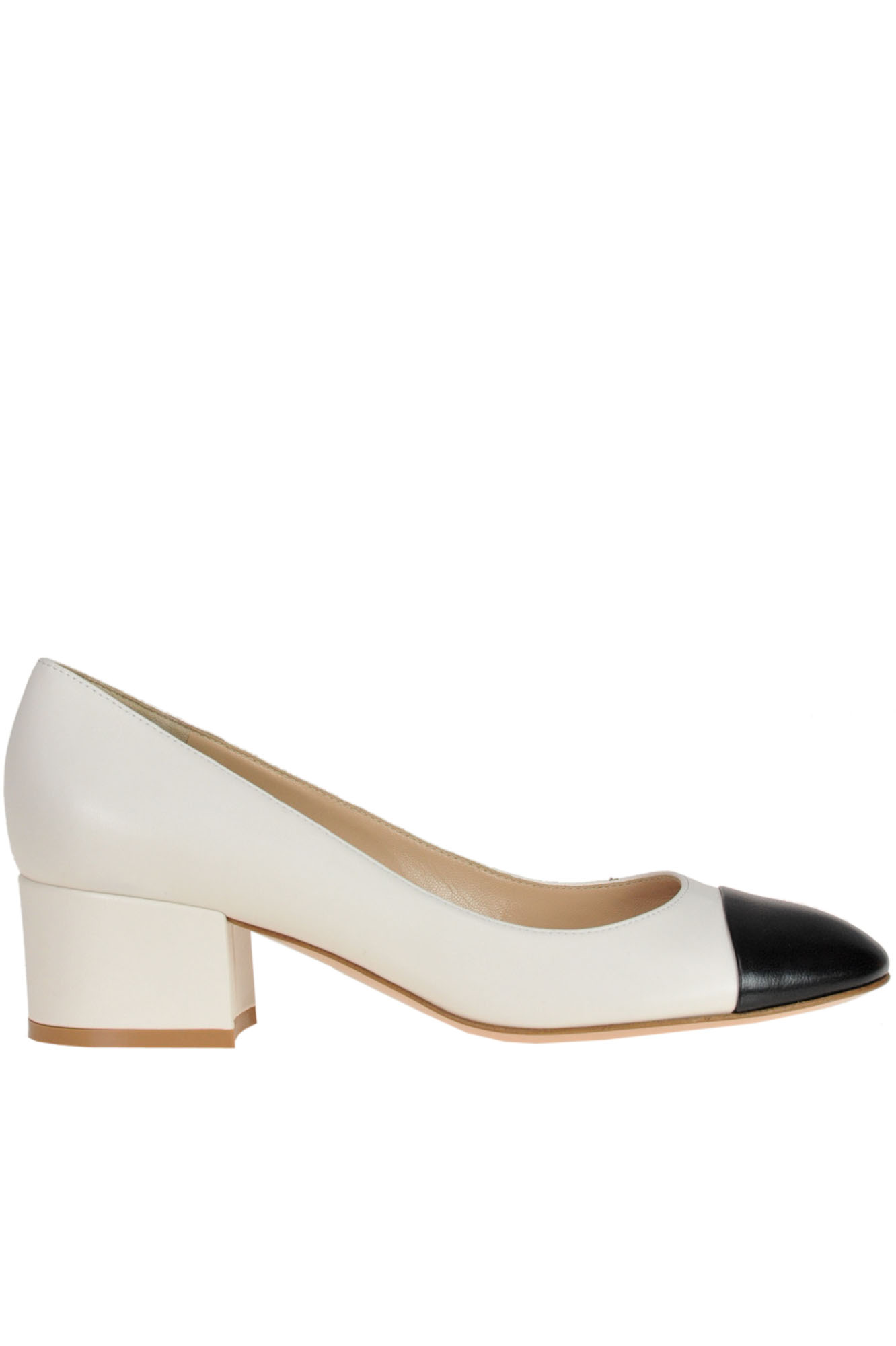 Gianvito Rossi Leather Pumps In Ivory
