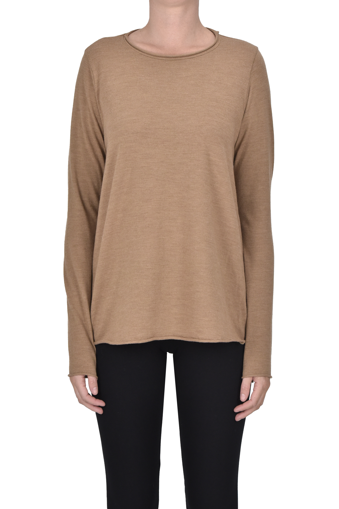 T-shirt stile felpa in lana