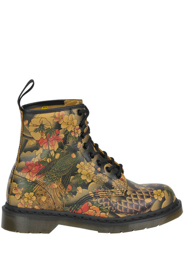 Dr. Martens Printed leather lace-up boots - Buy online on Glamest.com ...