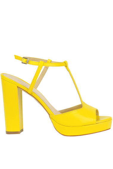 Helia Leather sandals - Buy online on Glamest Fashion Outlet - Glamest ...