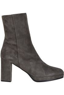 Suede ankle boots Lorenzo Masiero