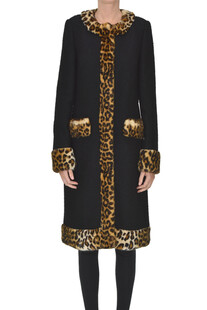 Cappotto con inserti in ecopelliccia animalier Moschino Couture